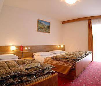 Cristallo Hotel 3*