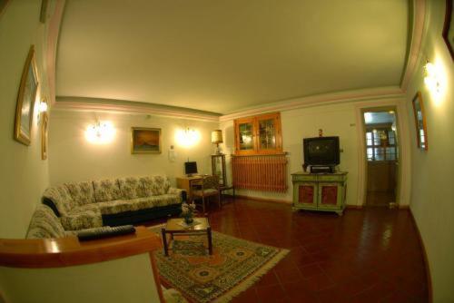 Cristallo Hotel 3*